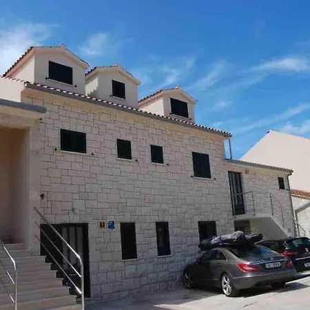 Guest house & Pierino Bol