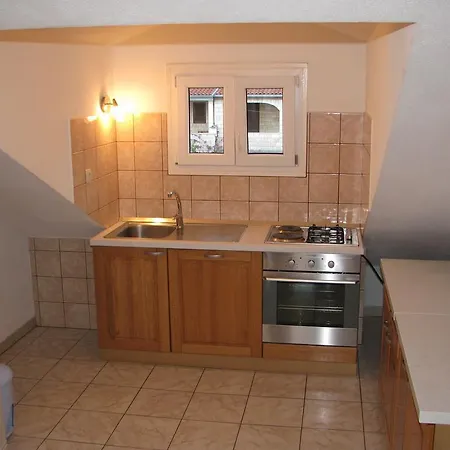 Guest house & Pierino Bol